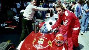 Niki Lauda am Montjuic, 1975 (Bild: X/Rinoire)