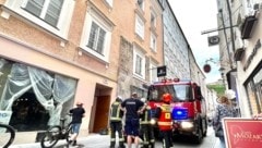 Die Feuerwehr rückte zum Einsatz aus. (Bild: Markus Tschepp)