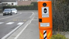 Das Radargerät stand auf einer Landstraße (Symbolbild) (Bild: Sunshine)