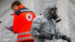 In einem DHL-Verteilerzentrum in der Nähe von Nürnberg ist ein verdächtiges Paket mit Lösungsmittel gefunden worden. (Bild: glomex)