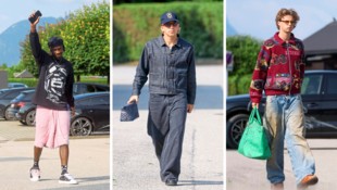 Moussa Yeo, Mads Bidstrup, Maurits Kjaergaard und Co. sorgten vor dem Trainingsstart mit ihren Outfits für Aufsehen.  (Bild: Krone KREATIV/Andreas Tröstrer)